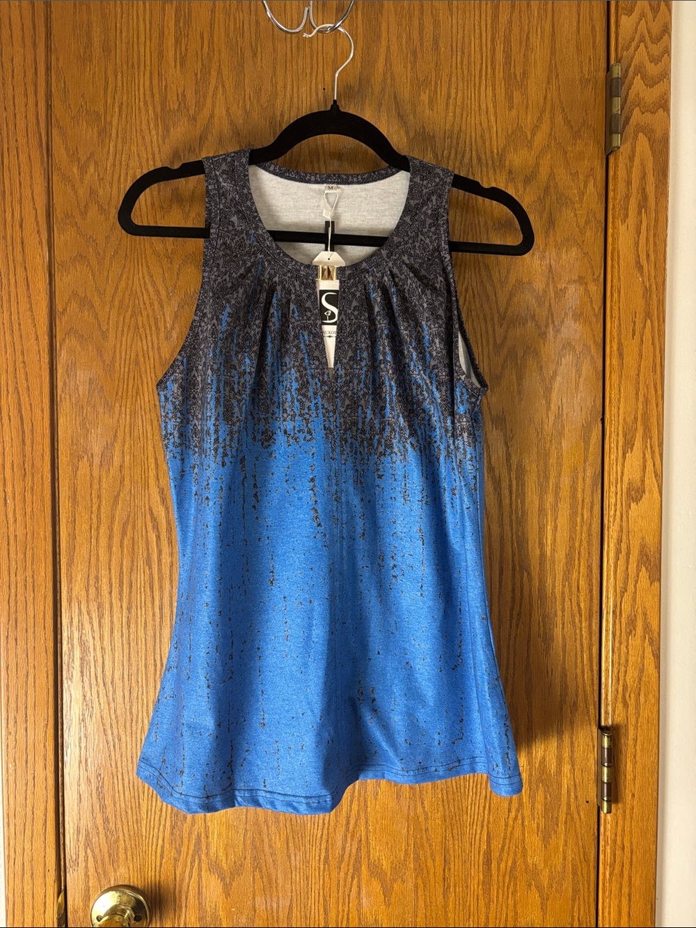 Women's Blue Ombre Sleeveless Athletic Tank Top (M)